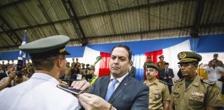 Paulo Câmara reforça segurança pública com novos oficiais para a Polícia Militar e Corpo de Bombeiros