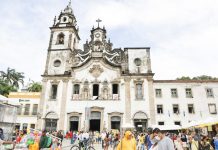No Dia de Nossa Senhora do Carmo, celebrações e demonstrações de fé pelo centro do Recife