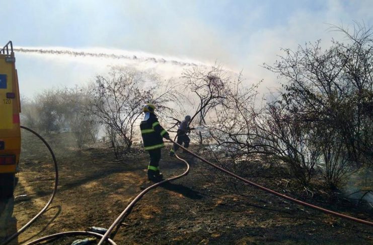 Aeroporto de Petrolina alerta sobre riscos de queimadas para a aviação