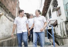 Prefeitura do Recife entrega escadarias e obra de contenção na Zona Norte da cidade
