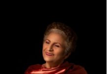 Exposição ‘De Peito Aberto’ retrata a força e a beleza de mulheres que venceram o câncer de mama