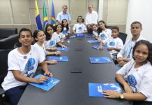 Estudantes se tornam prefeito, vice e secretários da Prefeitura do Jaboatão, por um dia