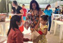 Ação solidária: Famílias da Comunidade dos Coelhos recebem cestas básicas, roupas e brinquedos
