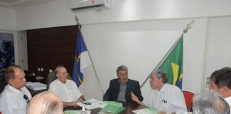 Secretário de Agricultura de PE recebe representantes do setor sucroalcooleiro