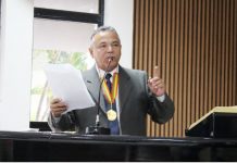 Câmara de Vereadores de Petrolina concede medalha Dom Malan, ao jornalista Carlos Laerte