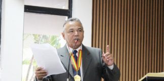 Câmara de Vereadores de Petrolina concede medalha Dom Malan, ao jornalista Carlos Laerte