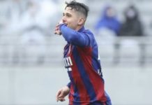 Zagueiro artilheiro no Japão, Henrique Trevisan comemora sequência positiva do FC Tokyo