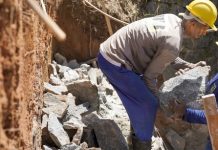 Obra de contenção de 182 metros, vai beneficiar cerca de 200 famílias no bairro do Socorro, no Jaboatão dos Guararapes