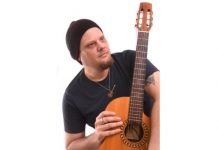 Camará Shopping será palco de show gratuito com o Cantor Roberto Andrade