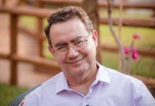 Augusto Cury lança no Recife programa de gestão das emoções voltado à moradia