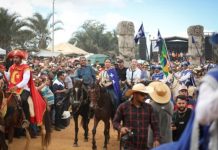 Governadora de Pernambuco, Raquel Lyra, participa da Cavalgada “Á Pedra do Reino”, em São José do Belmonte