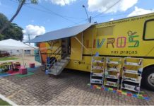 Com mais de 2 mil livros, ônibus-biblioteca do projeto “Livros nas Praças” leva literatura para Petrolina