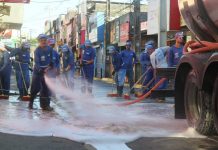 Mano Medeiros vistoria requalificação do Beco da Colônia no Jaboatão Centro