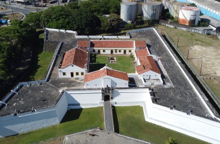 Recife: Conheça dez lugares fantásticos para visitar durante as férias