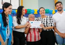 Governadora Raquel Lyra entrega 170 títulos de propriedade a famílias de Serra Talhada