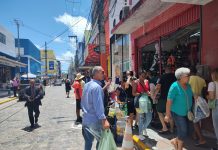 Data Magna: Comércio do Centro abre facultativo e shopping centers funcionam com horário especial