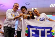 Governadora Raquel Lyra e o ministro da Educação, Camilo Santana, lançam o programa Pé-de-Meia em Pernambuco, com investimento de R$ 500 milhões por ano no Estado