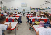 Prefeito Mano Medeiros convoca 39 profissionais para a área de Educação do Jaboatão