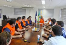 Prefeito do Jaboatão, Mano Medeiros, acompanha trabalho da Defesa Civil no monitoramento das chuvas que caem no município