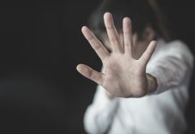 Relacionamento abusivo: psicóloga explica os indícios