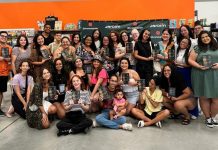 “Não se Afaste de Mim”: Clube do Epílogo atrai leitores para encontro na Livraria do Jardim