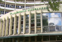 “Abraço ao HAM”: Ato simbólico destaca crise na rede materno-infantil de Pernambuco