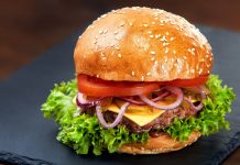 Senac Recife oferece curso de Hambúrguer Gourmet: Origem e Evolução
