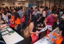 Feira gratuita reúne universidades americanas na ABA