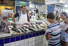 Mercados públicos do Jaboatão dos Guararapes garantem variedade na venda de peixes para a Semana Santa
