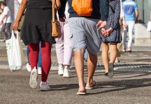 Alterações com dores no jeito de andar podem sinalizar problemas de saúde