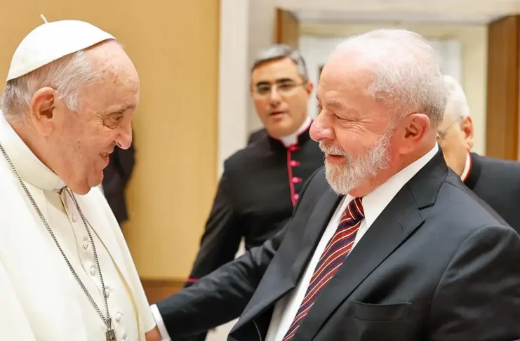 Lula decreta luto oficial de sete dias pela morte do Papa Francisco
