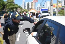 Mega-blitz educativa de trânsito abre as ações do Maio Amarelo no Jaboatão dos Guararapes