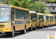Prefeitura do Jaboatão disponibiliza ônibus para moradores em situações de risco