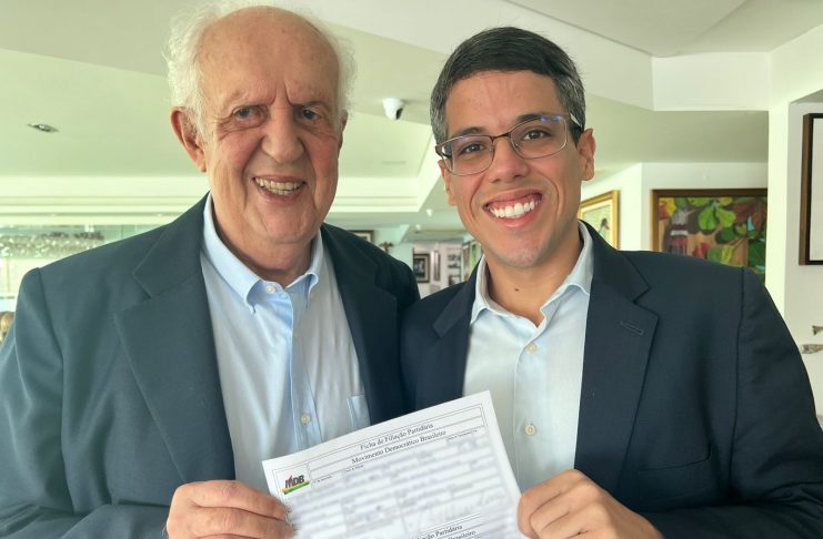 Jarbas Filho registra chapa pelo comando do MDB de PE encabeçada pelo ex-governador Jarbas Vasconcelos, e forte apoio de 80% dos prefeitos