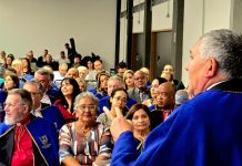 Academia Cristã Brasileira de Escritores e Notáveis, empossa 31 acadêmicos com debates sobre política, mídia e neurociência