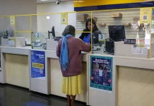 Mais de 488 mil aposentados foram aos Correios contestar descontos