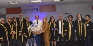 Mano e Andrea Medeiros prestigiam posse da nova diretoria da Academia de Letras do Jaboatão dos Guararapes