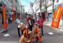 Prefeitura do Recife realiza blitz do forró na rota do comércio do Centro