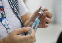 Shopping Guararapes passa a oferecer ponto fixo de vacinação