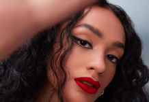 Avon mira em representatividade nos lábios no Dia do Batom