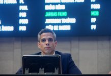 Deputado Jarbas Filho pede ação imediata da Neoenergia, contra apagões no município de Machados, no Agreste de PE