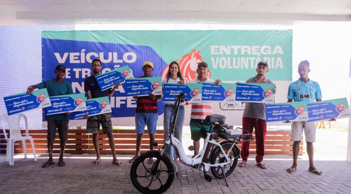 Prefeitura do Recife inicia pagamento de indenizações e entrega de benefícios aos condutores cadastrados no censo do VTA