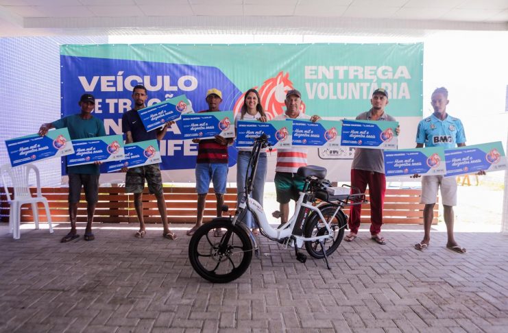 Prefeitura do Recife inicia pagamento de indenizações e entrega de benefícios aos condutores cadastrados no censo do VTA