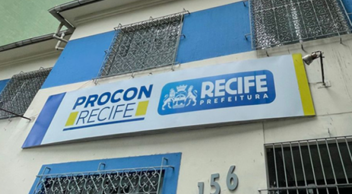 Procon Recife promove palestra para orientar público 60+ sobre fraudes e golpes digitais