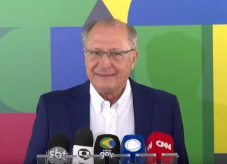 Alckmin diz que a nova ordem executiva dos EUA está na direção correta, e destaca continuidade das negociações