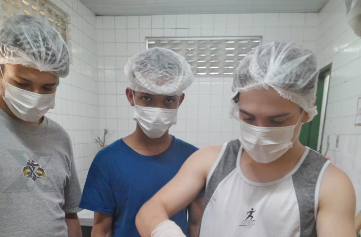 Oficina de biscoitos natalinos une aprendizado e oportunidades em Garanhuns
