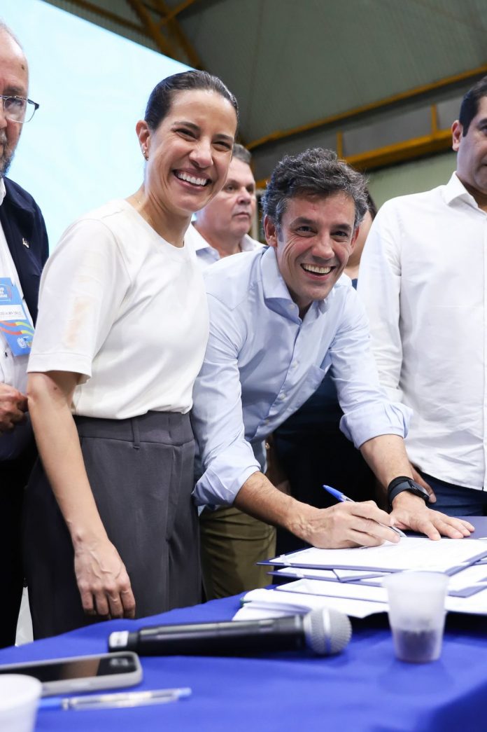 raquel-e-daniel-fernando-noronha-071125