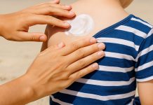 Calor com os pequenos: guia prático para proteger a pele das crianças nos dias quentes