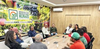 Sindicatos iniciam tratativas para Convenção Coletiva de Trabalho (CCT) 2026, da fruticultura no Sertão de Pernambuco