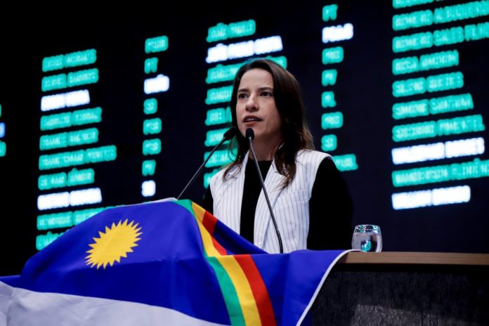 raquel-020226-Yacy Ribeiro - Secom